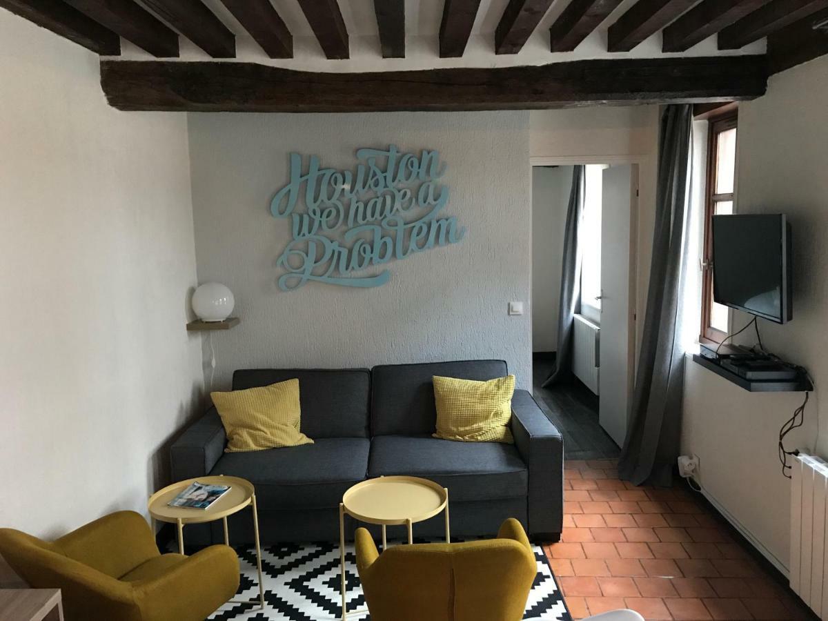 Houston A Honfleur Apartment ภายนอก รูปภาพ